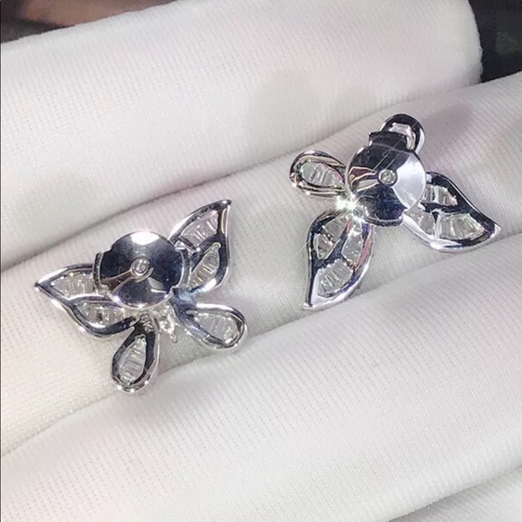 lovely Butterfly 925 Silver White Sapphire earrings - Picture 3 of 3